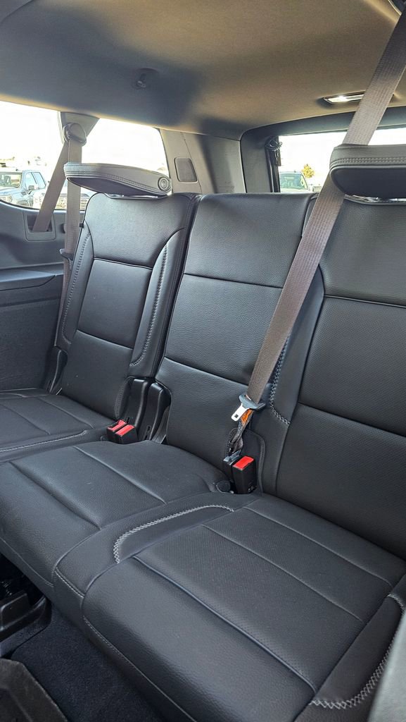 Used 2022 GMC Yukon XL Denali w/ Denali Ultimate Package image 7