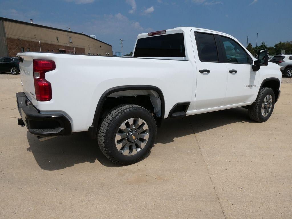 New 2026 Chevrolet Silverado 2500 Custom w/ Custom Value Package AWD/4WD image 4