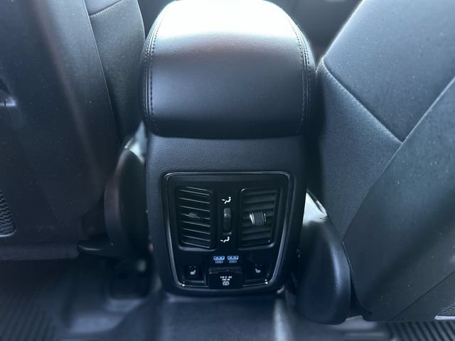 Used 2018 Jeep Grand Cherokee Limited AWD/4WD image 25