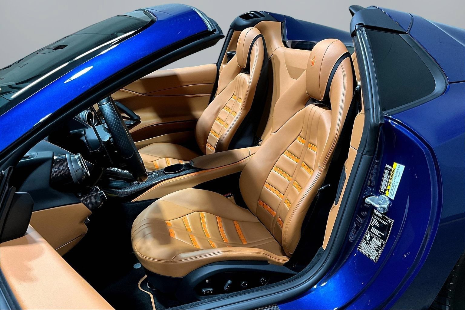 Used 2022 Ferrari 812 GTS RWD image 19
