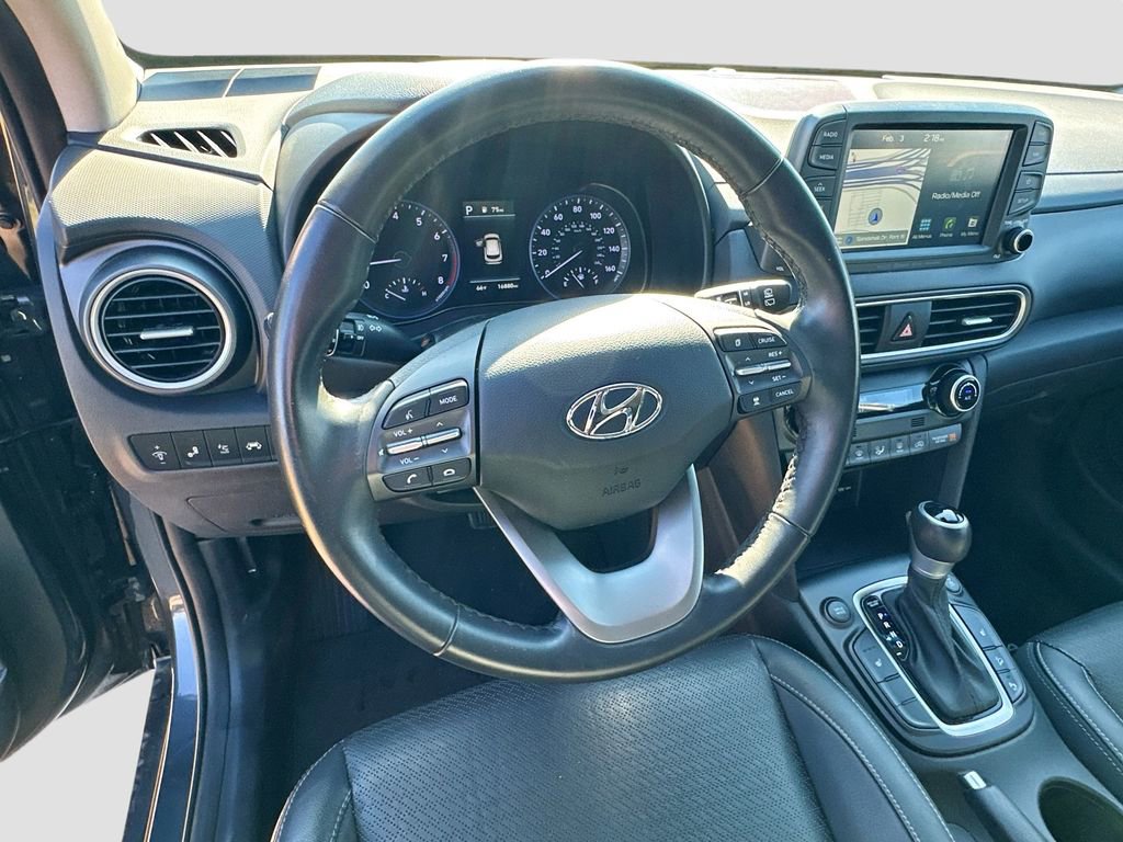 Used 2021 Hyundai Kona Ultimate w/ Cargo Package image 11