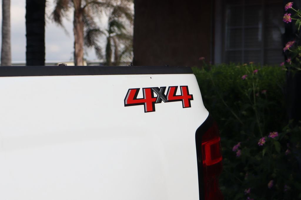 Used 2018 Chevrolet Silverado 1500 LT w/ All Star Edition AWD/4WD image 54