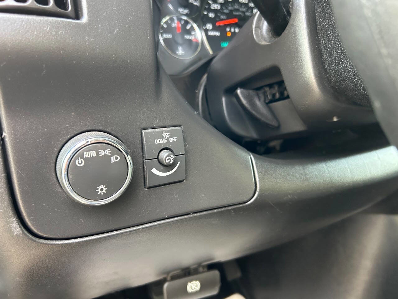 Used 2016 GMC Savana 3500 image 32