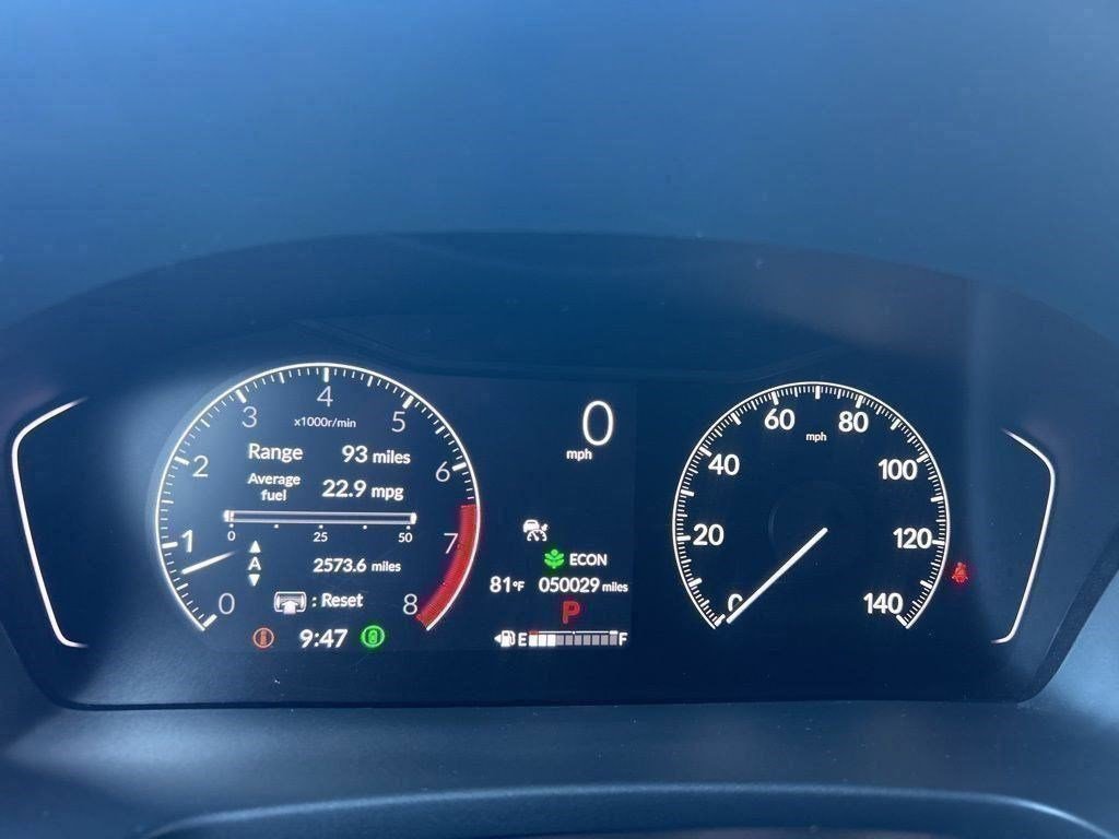 Used 2023 Honda Pilot Sport image 14