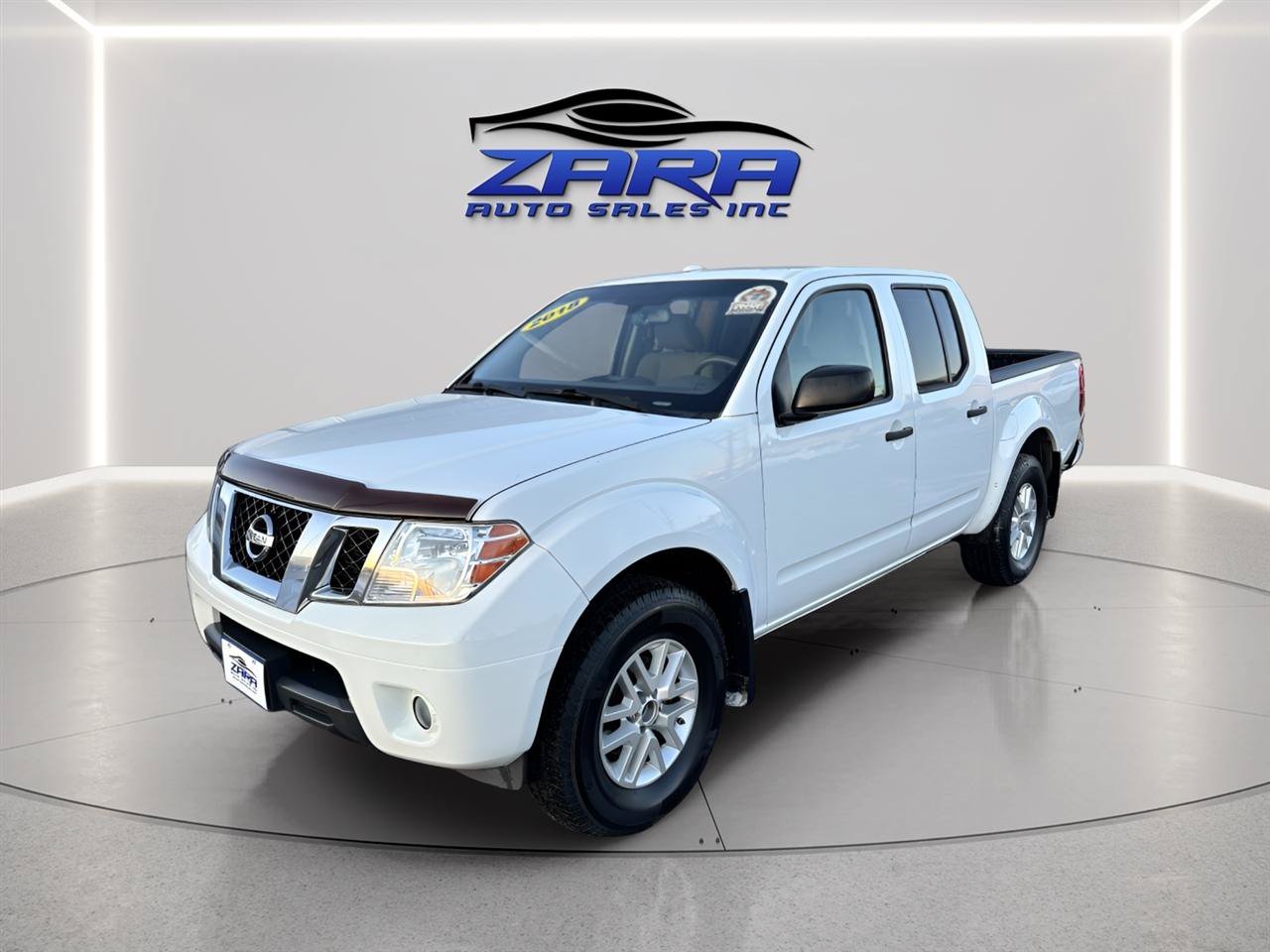 Used 2018 Nissan Frontier SV w/ Value Truck Package AWD/4WD image 2