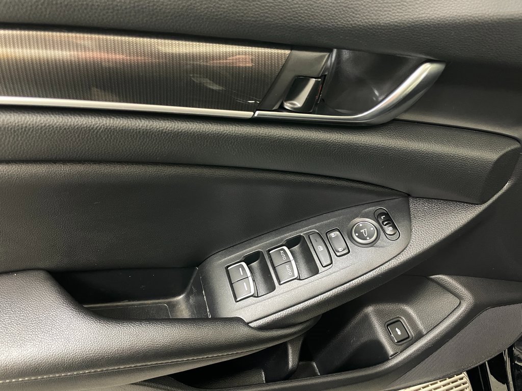 Used 2020 Honda Accord Sport image 21