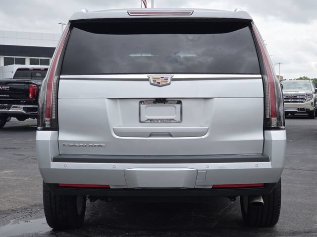 Used 2020 Cadillac Escalade Luxury AWD/4WD image 18