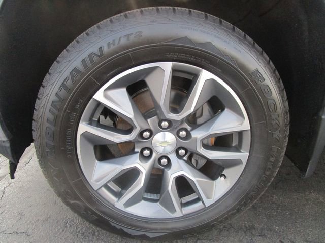 Used 2019 Chevrolet Silverado 1500 LT w/ All-Star Edition image 2