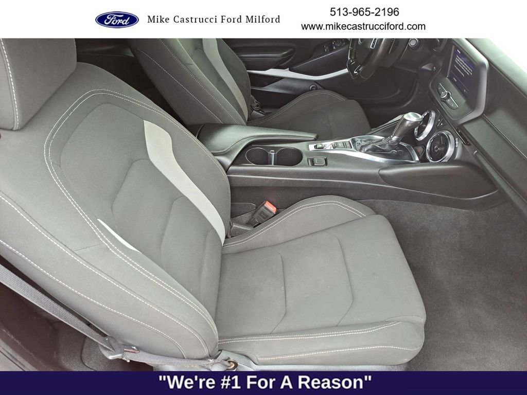 Used 2020 Chevrolet Camaro LT image 23
