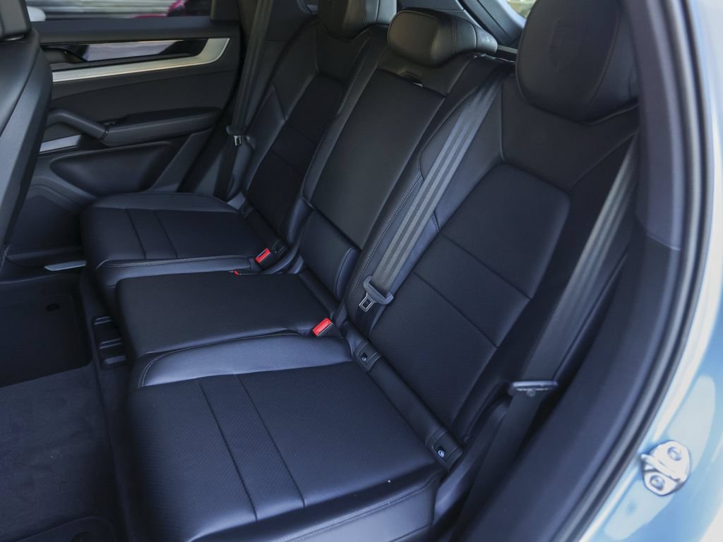 New 2026 Porsche Cayenne S AWD/4WD image 31