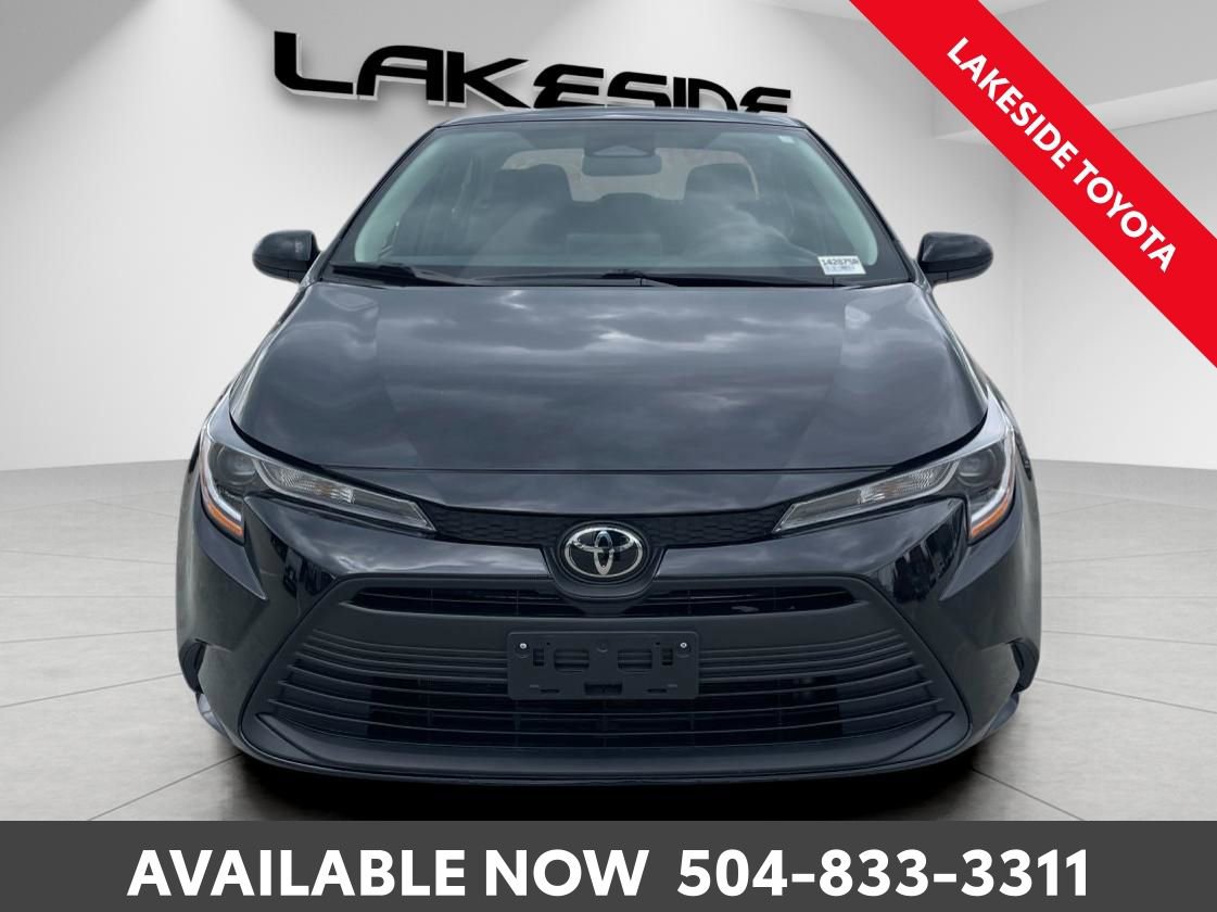 Used 2024 Toyota Corolla LE image 9
