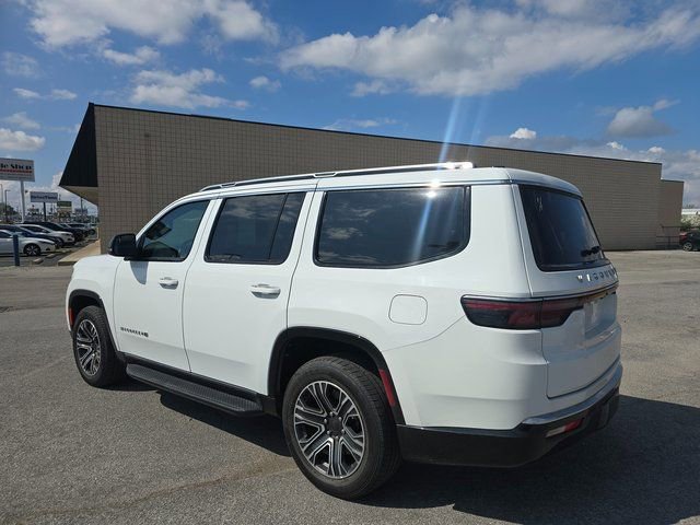 Used 2024 Jeep Wagoneer Series II image 7