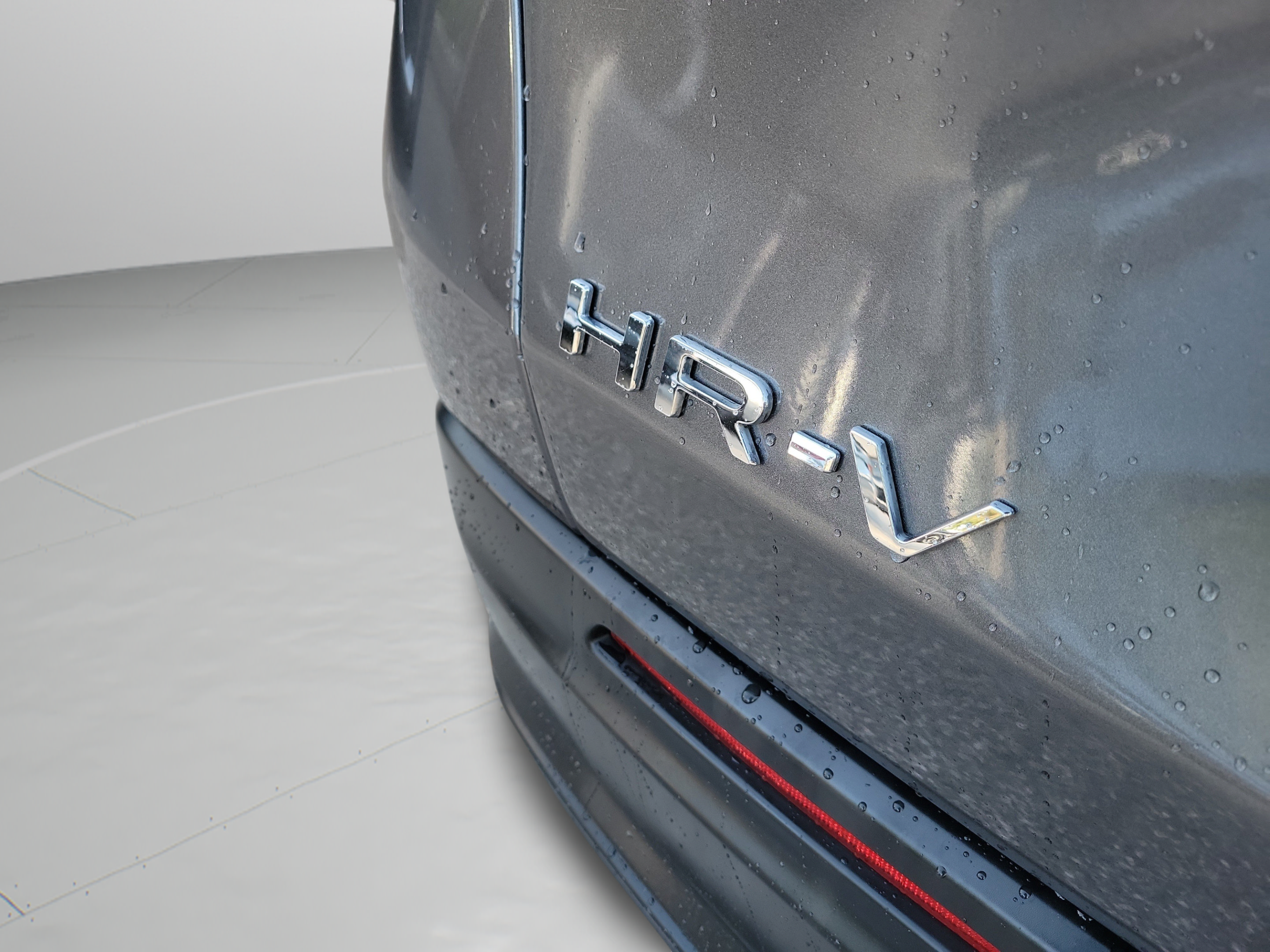 Used 2024 Honda HR-V LX image 8