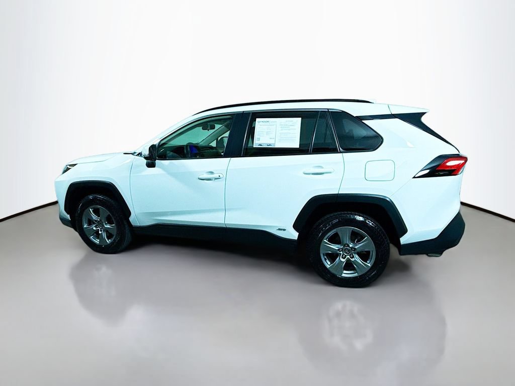 Certified 2023 Toyota RAV4 XLE w/ Convenience Package AWD/4WD image 4