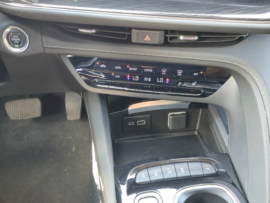 Certified 2023 Buick Envision Essence AWD/4WD image 17