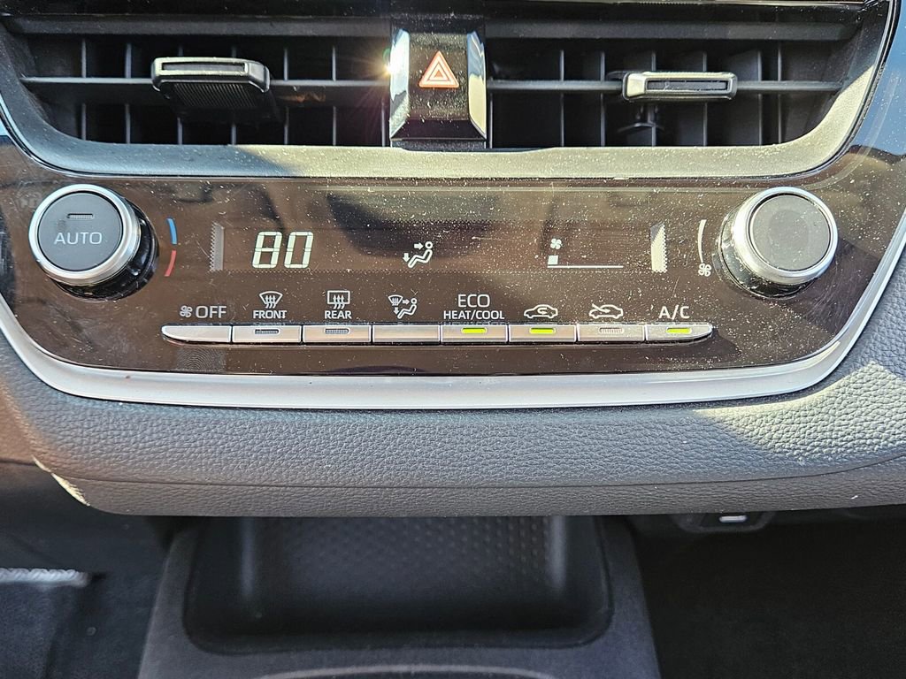 Used 2024 Toyota Corolla LE image 20