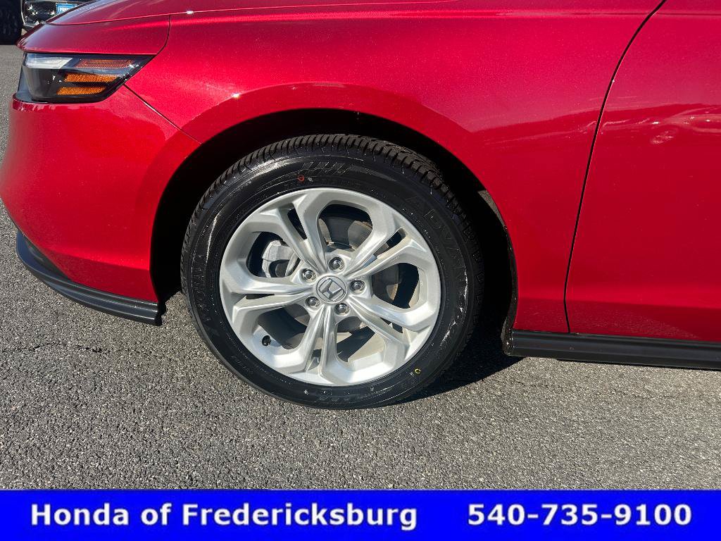 Used 2023 Honda Accord LX image 33