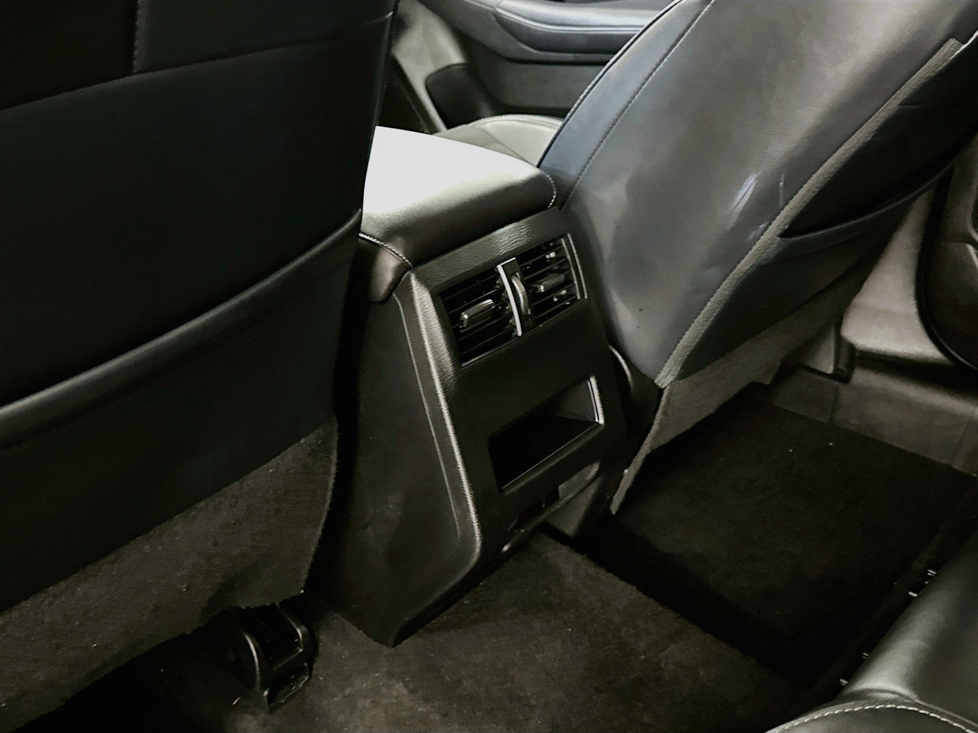 Used 2024 Mitsubishi Outlander SE AWD/4WD image 28