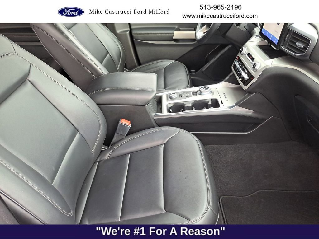 Certified 2022 Ford Explorer XLT w/ Equipment Group 202A image 24