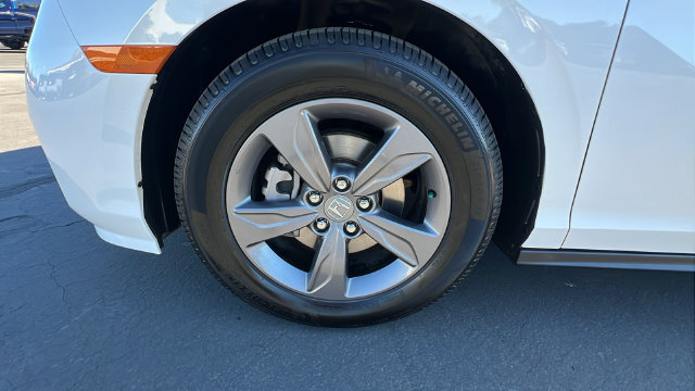 Used 2022 Honda Odyssey EX image 9