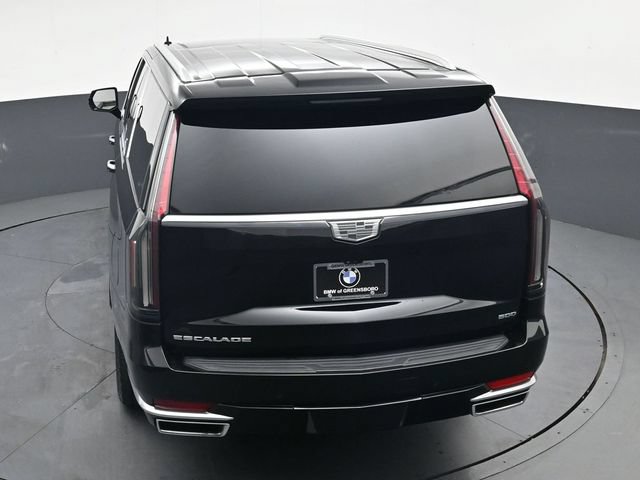 Used 2023 Cadillac Escalade ESV Premium Luxury w/ LPO, Radiant Package AWD/4WD image 25