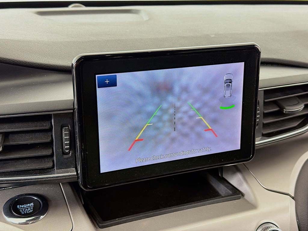 Used 2022 Ford Explorer XLT w/ Equipment Group 202A image 32