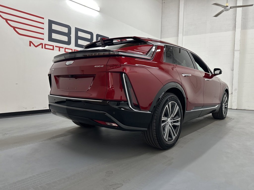 Used 2024 Cadillac Lyriq Luxury w/ LPO, Floor Liner Package image 9