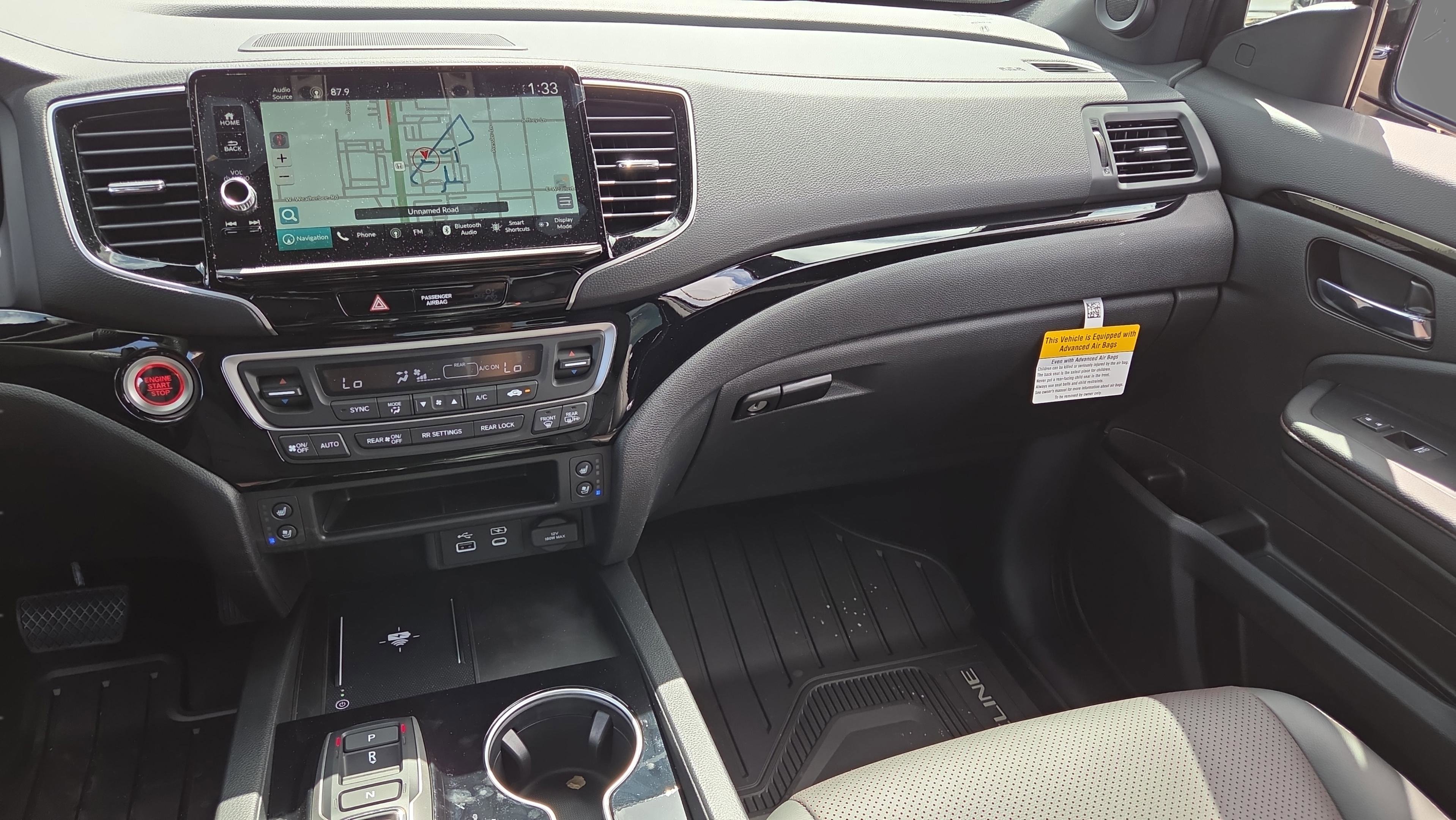 New 2026 Honda Ridgeline Black Edition image 15