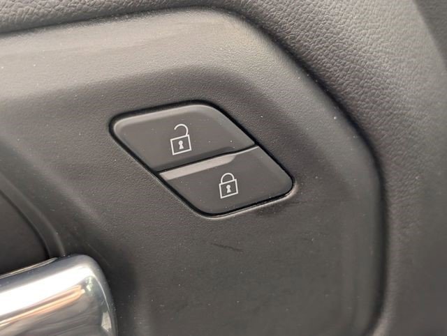 Certified 2025 Chevrolet Silverado 1500 W/T image 8