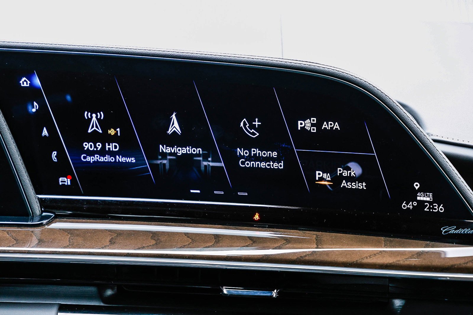 Used 2024 Cadillac Escalade ESV Sport Platinum image 12