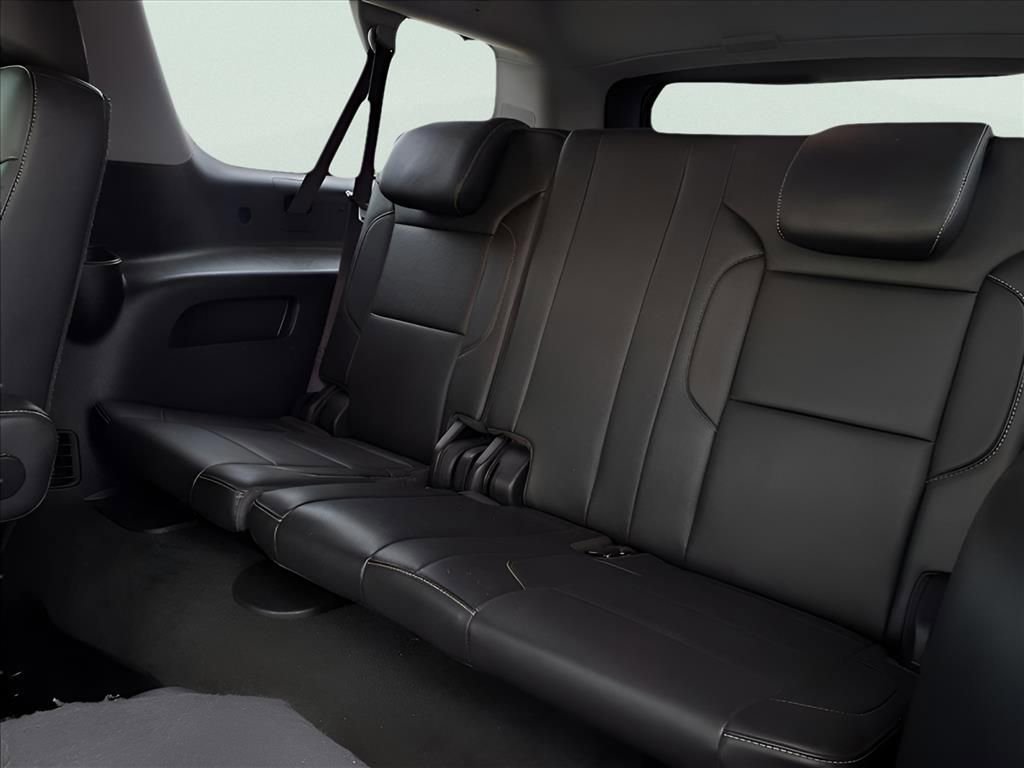 Used 2016 GMC Yukon XL SLT w/ Open Road Package image 13