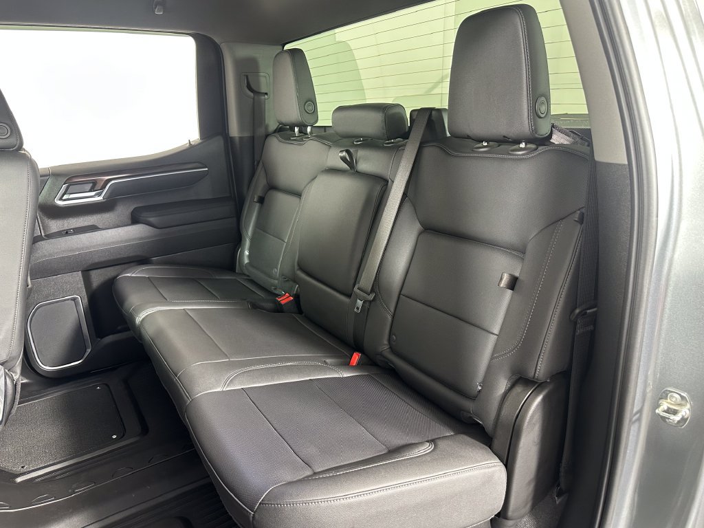 Used 2026 GMC Sierra 1500 SLT w/ SLT Convenience Package AWD/4WD image 20