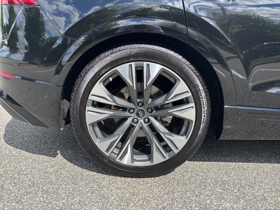 Certified 2026 Audi Q8 Premium Plus AWD/4WD image 23