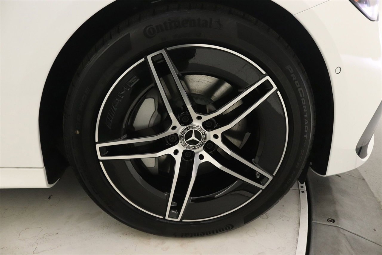 Used 2025 Mercedes-Benz E 350 4MATIC Sedan image 13