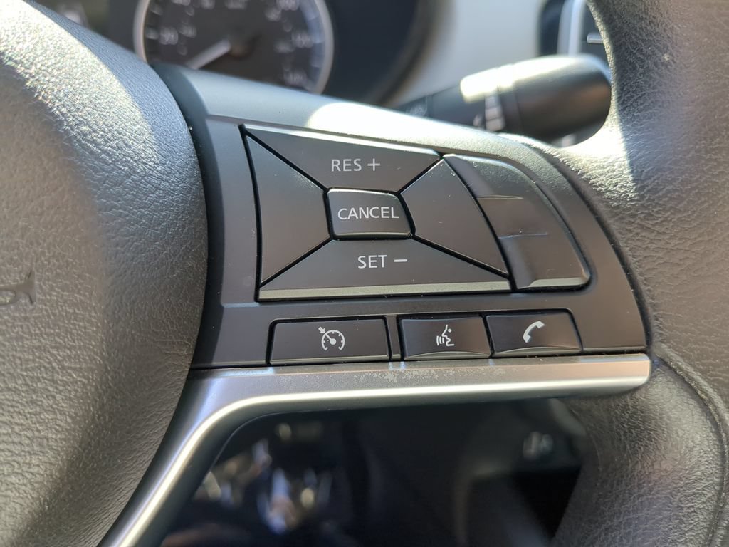 Used 2021 Nissan Versa SV FWD image 25