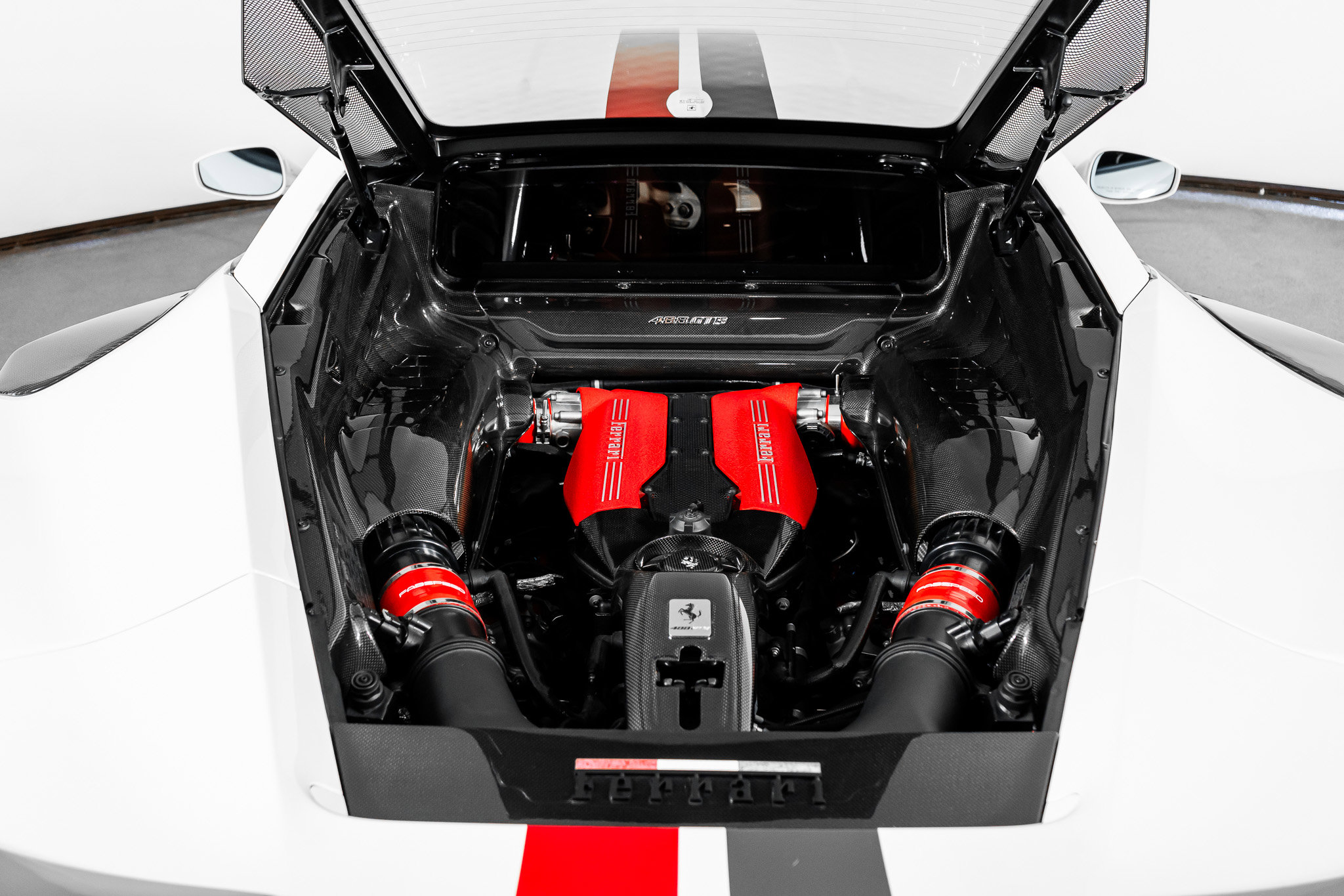 Used 2016 Ferrari 488 GTB image 58