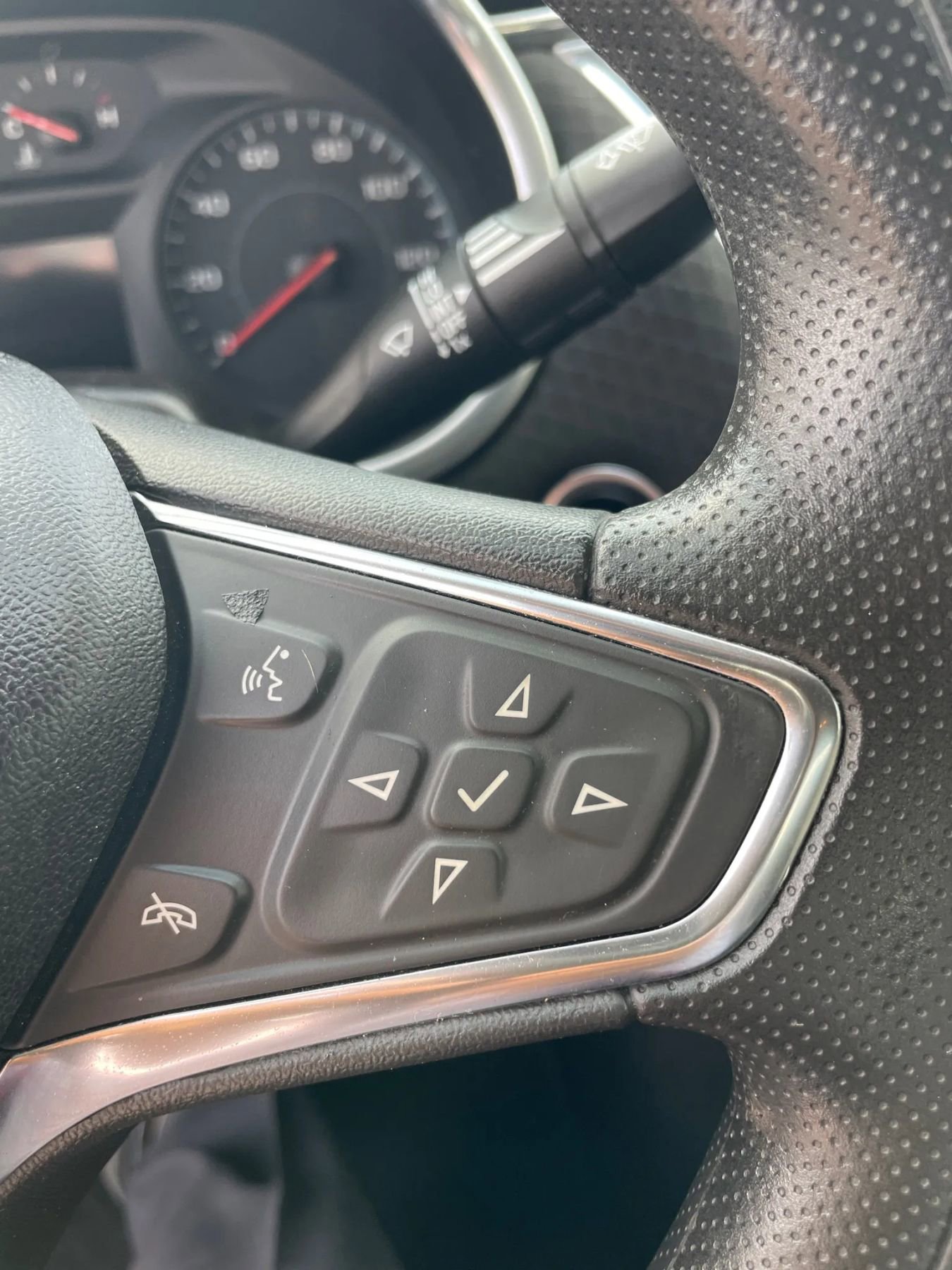 Used 2021 Chevrolet Malibu LT image 20