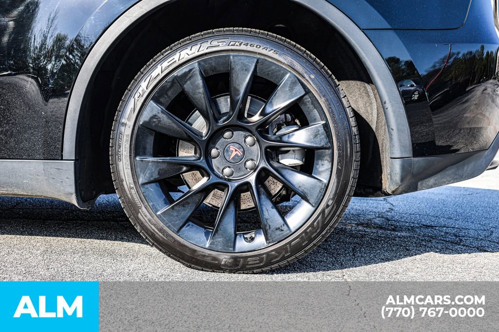 Used 2023 Tesla Model Y Long Range image 17
