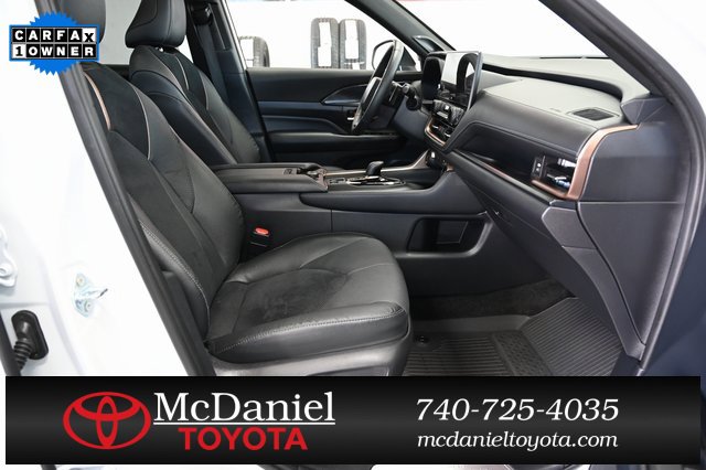 Used 2024 Toyota Grand Highlander AWD Hybrid image 11