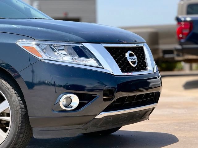 Used 2015 Nissan Pathfinder Platinum FWD image 8