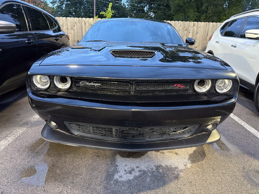 Used 2022 Dodge Challenger R/T Scat Pack RWD image 2