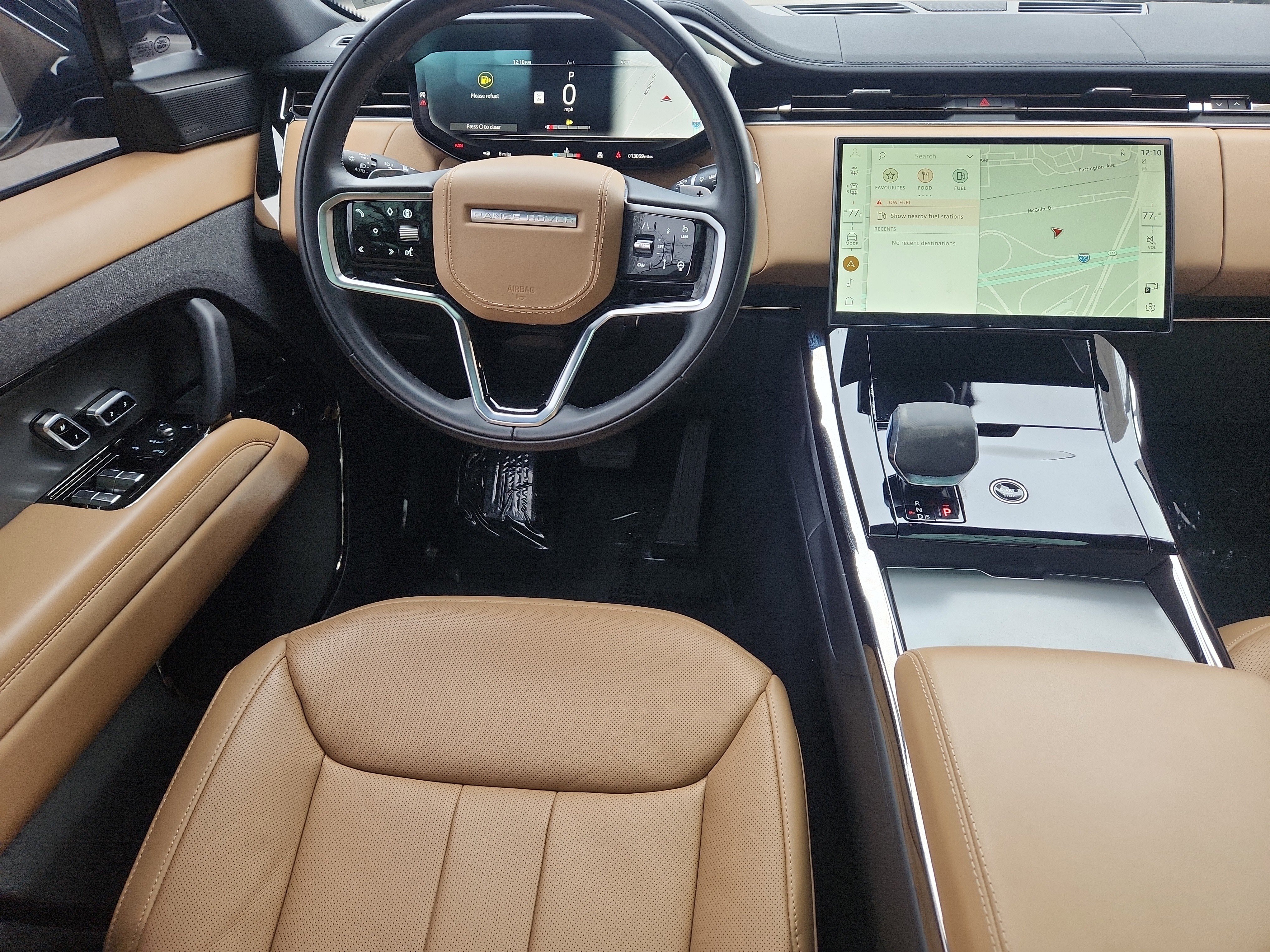 Used 2025 Land Rover Range Rover Sport SE image 4