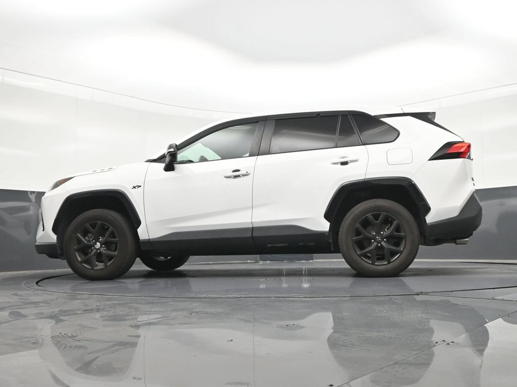 Used 2022 Toyota RAV4 LE FWD image 24