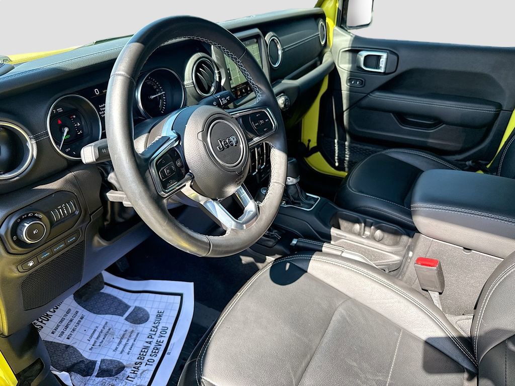 Used 2022 Jeep Wrangler Unlimited Sahara w/ Safety Group AWD/4WD image 25