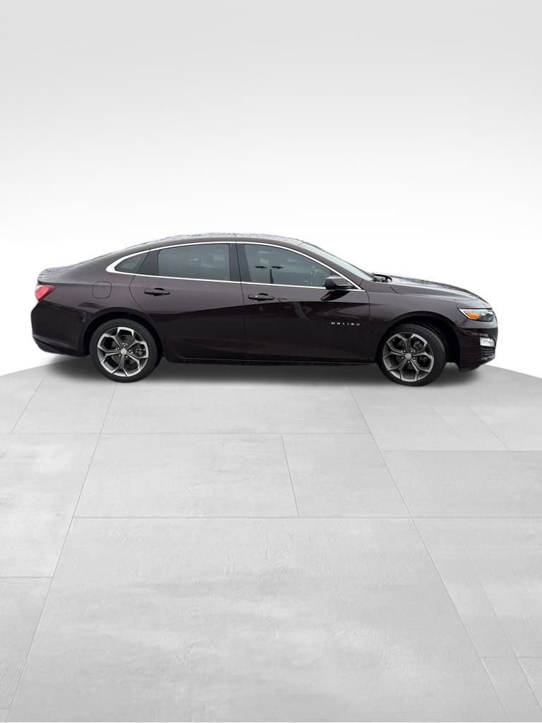 Used 2021 Chevrolet Malibu LT image 8