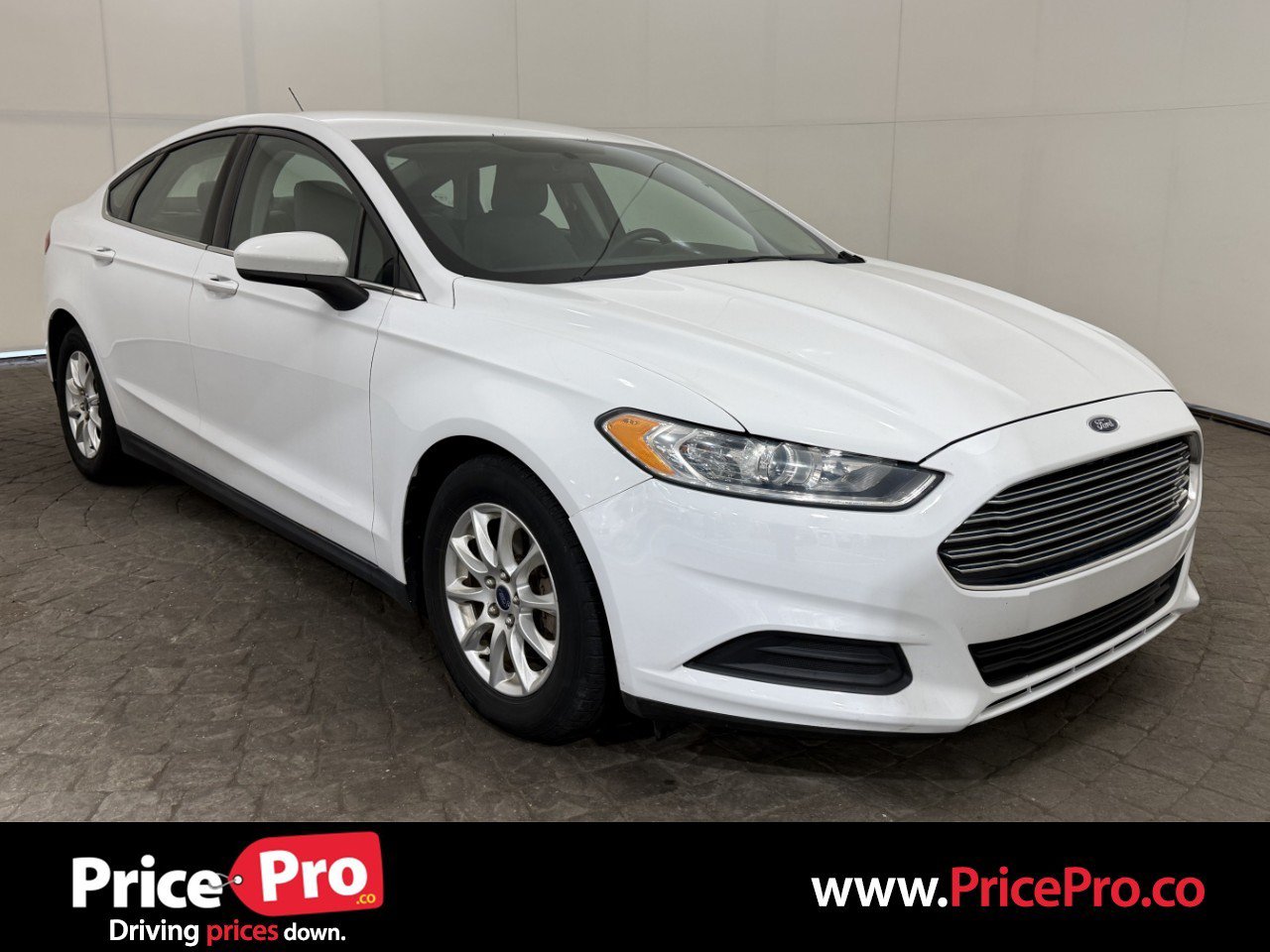 Used 2015 Ford Fusion S FWD image 1