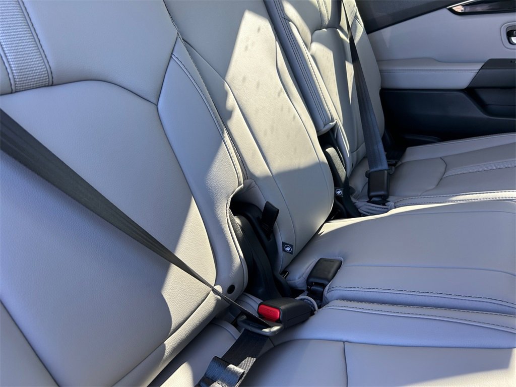 New 2025 Honda Pilot EX-L image 21