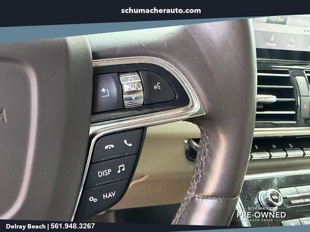 Used 2020 Lincoln Navigator Reserve w/ Cargo Convenience Package RWD image 22