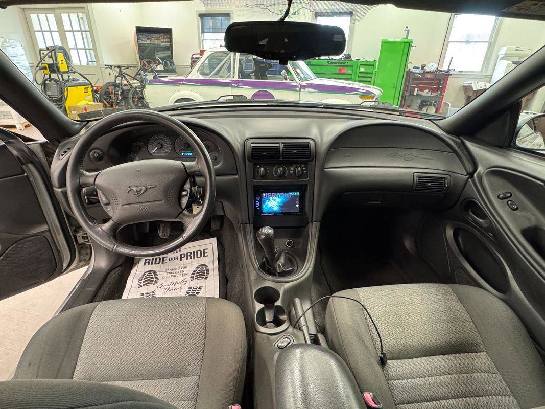 Used 2000 Ford Mustang GT RWD image 5