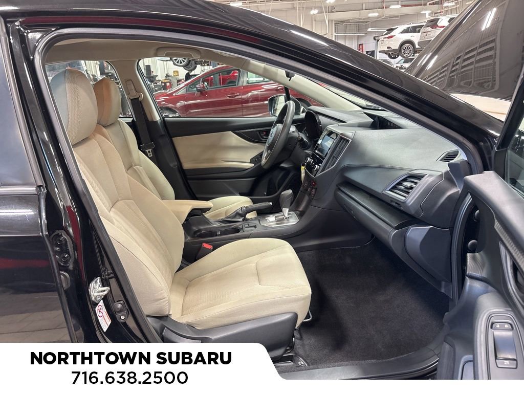 Used 2018 Subaru Impreza 2.0i image 3